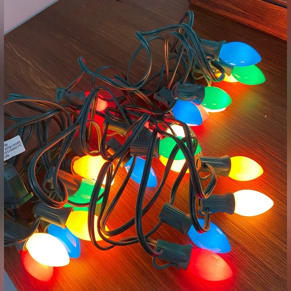 Outdoor/Indoor C7 Patio Christmas Lights 25FT Multicolor Classic Bulbs Brand New